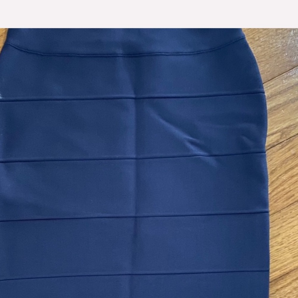 Never worn BCBG navy bandage skirt